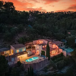 villa-gilbert.fr-provencehotel.com/